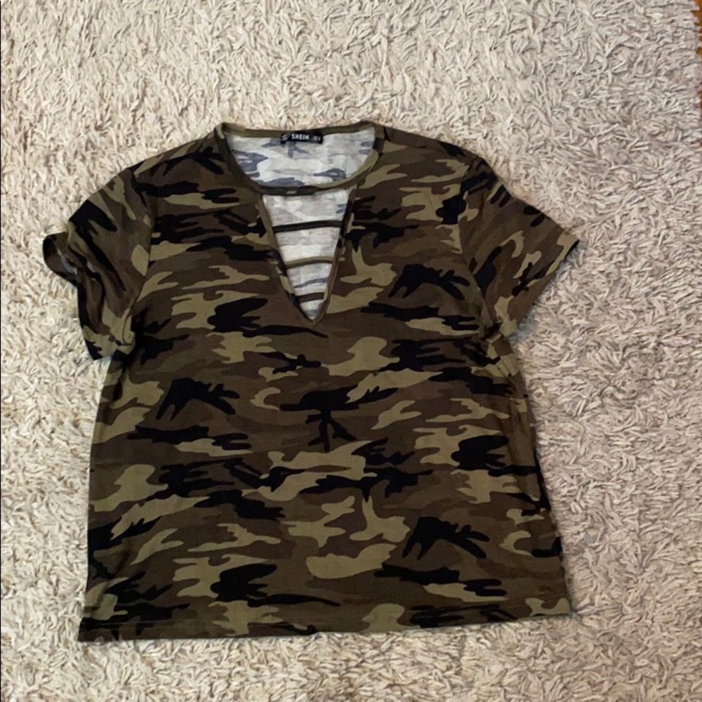 Shein T-shirt camo